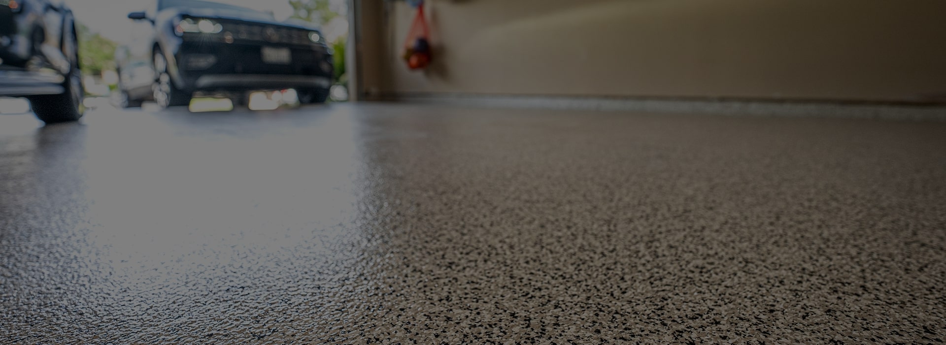 Rhioline heavy-duty floor coating with smooth professional finish